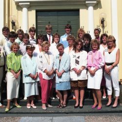 1986 9 E examen i Älvsby kyrka 1986-06-06