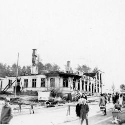 Löfgrens Handelshus efter branden 25-26 april 1959
