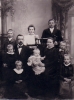 Skräddaren Carl Olsson med familj år 1903