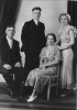 John o Alvina Larsson med sina barn