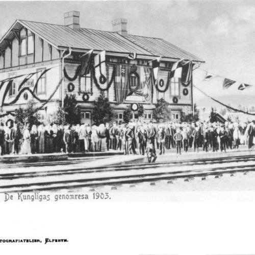 Elfsby Station De Kungligas Genomresa