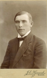 Övre Tväråsel Sigurd Eriksson f.1899-04-23