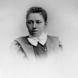 Amelie Paulina Sundqvist f.1881-11-08 Rosdal Vidsel